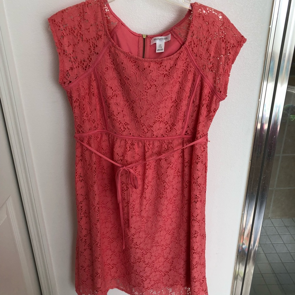 Pink lace maternity dress